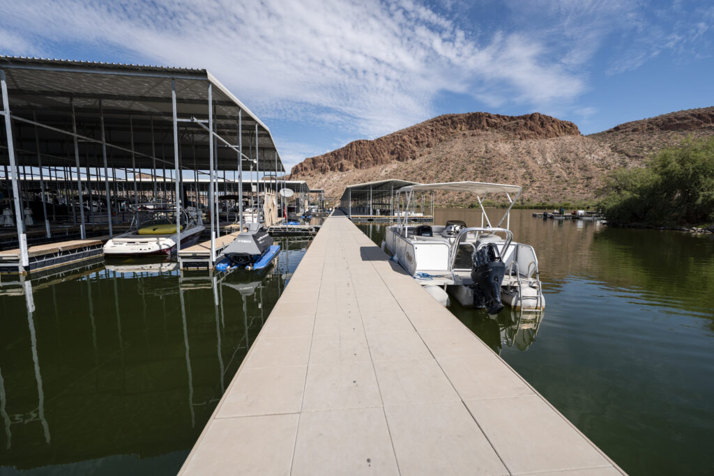 Canyon Amenities Slider-10